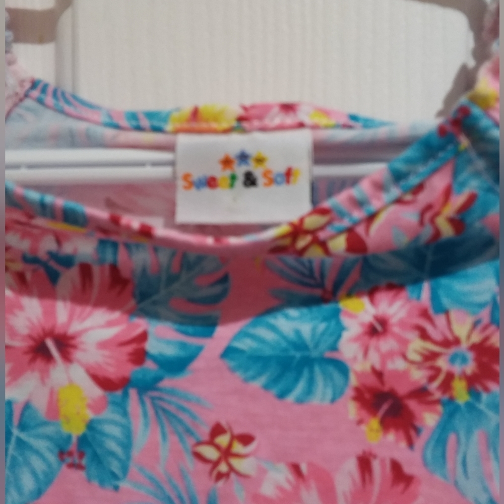 NWOT SWEET & SOFT Toddler Girls Tropical Flower Romper - Picture 3 of 7